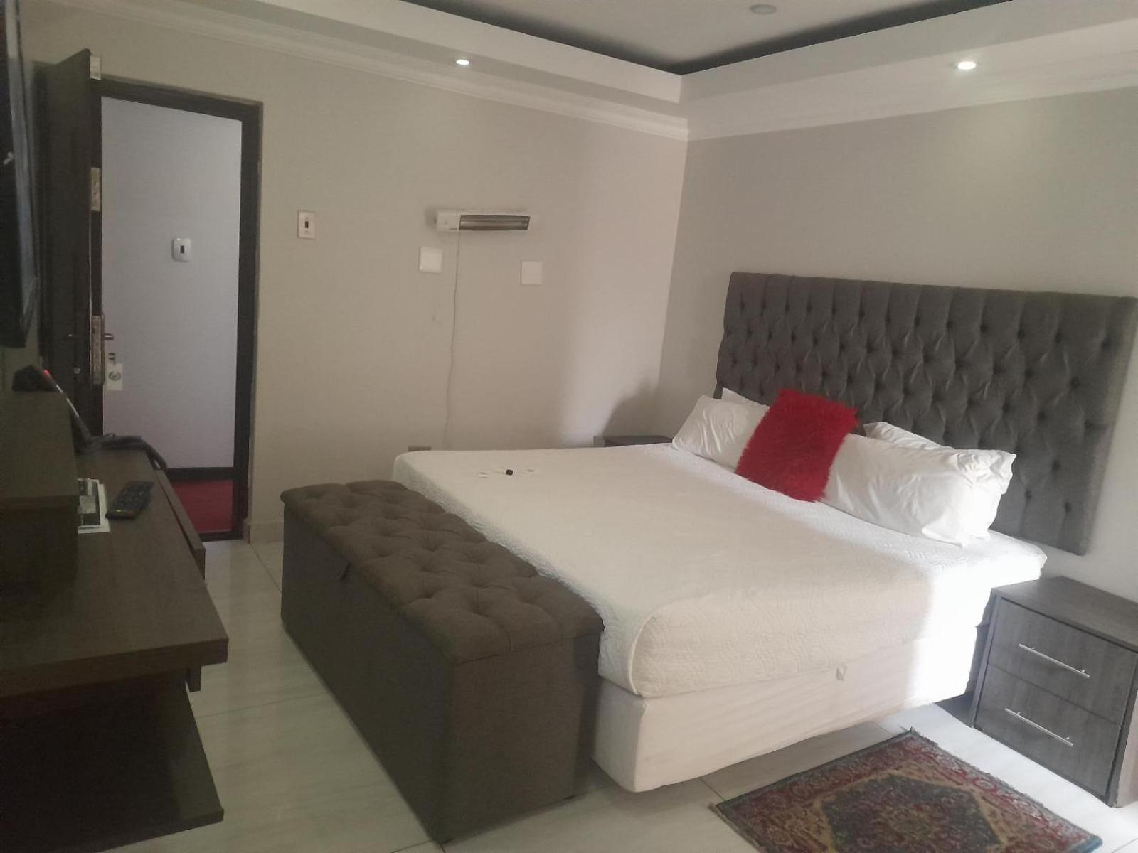Lifestyle Lodge Hotel فيرينجنغ الغرفة الصورة