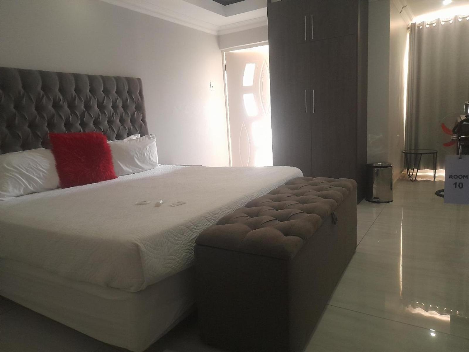 Lifestyle Lodge Hotel فيرينجنغ الغرفة الصورة